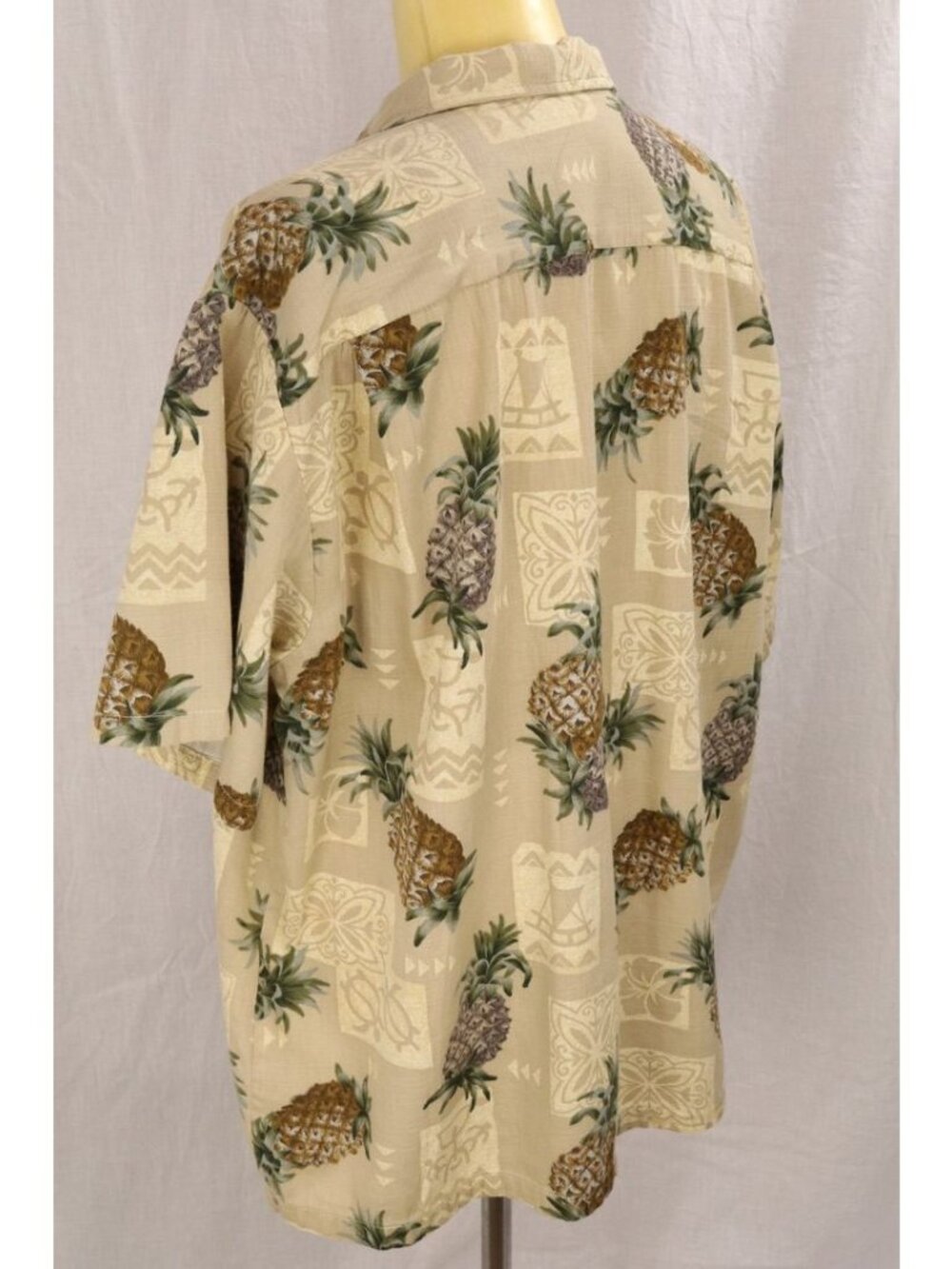Grandpacore Aloha Hawaiian Shirt Men 2XL Tan Pineapple Honu Hibiscus Tapa VTG 90 - Picture 4 of 13